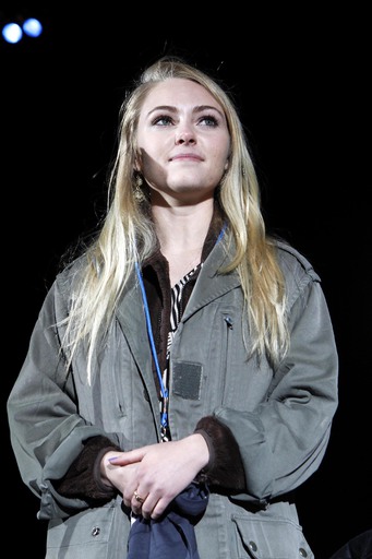 ����-����� ����