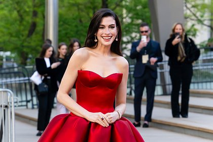 ��� ������� �������� ��������� � �������� ������� ������� ����� Prada�