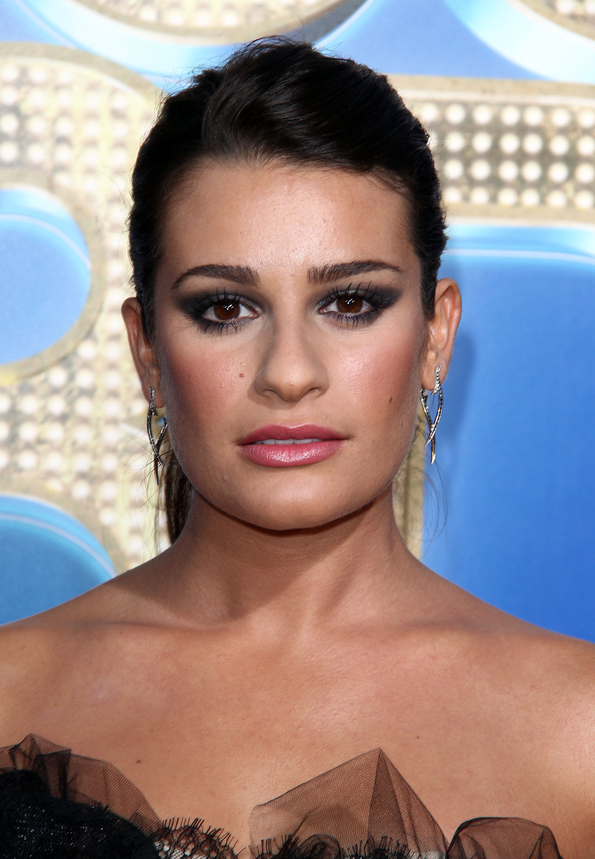 ��� ������