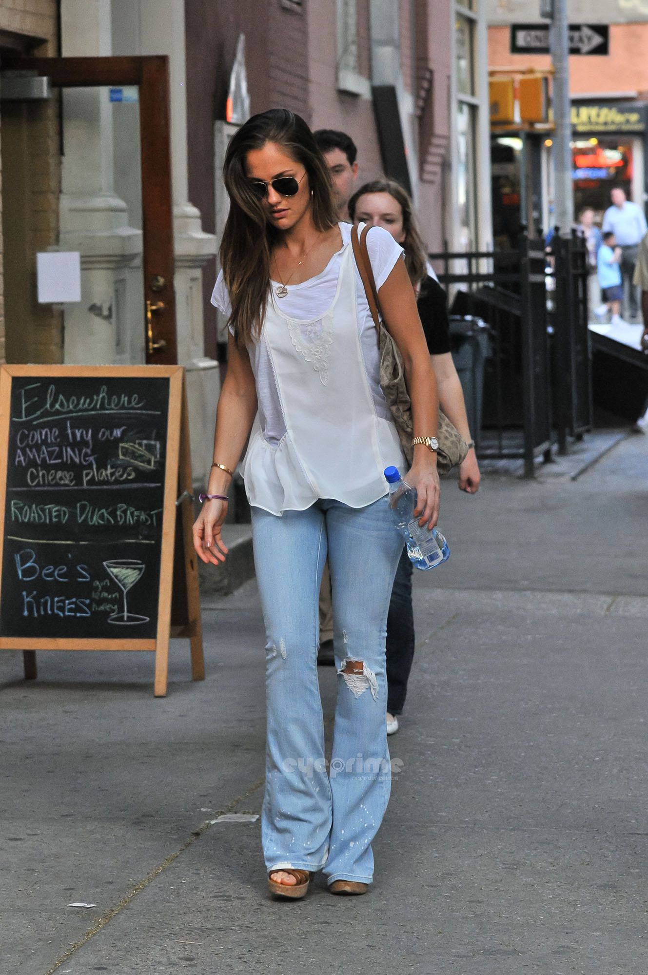 ����� �����