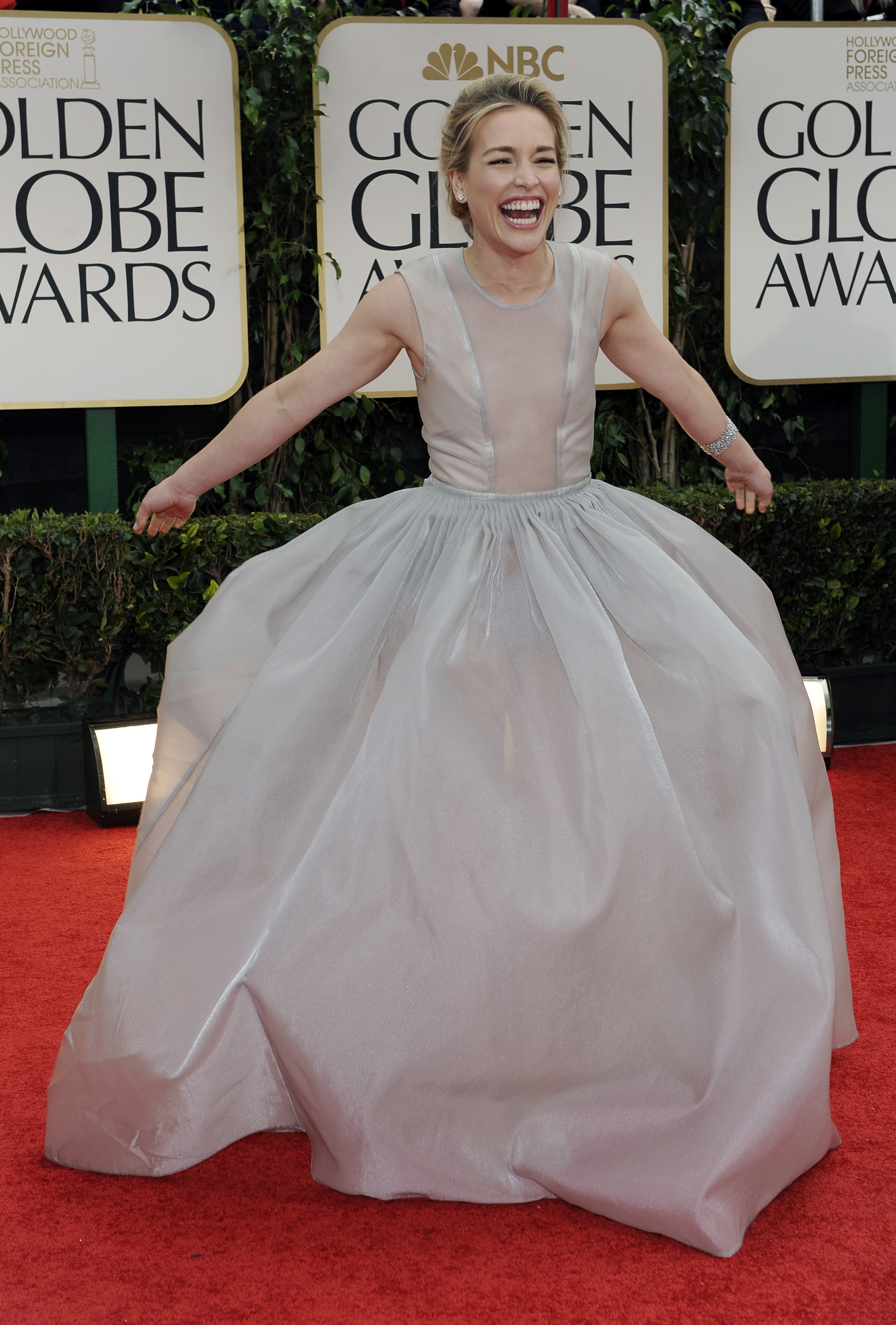 ������ ������