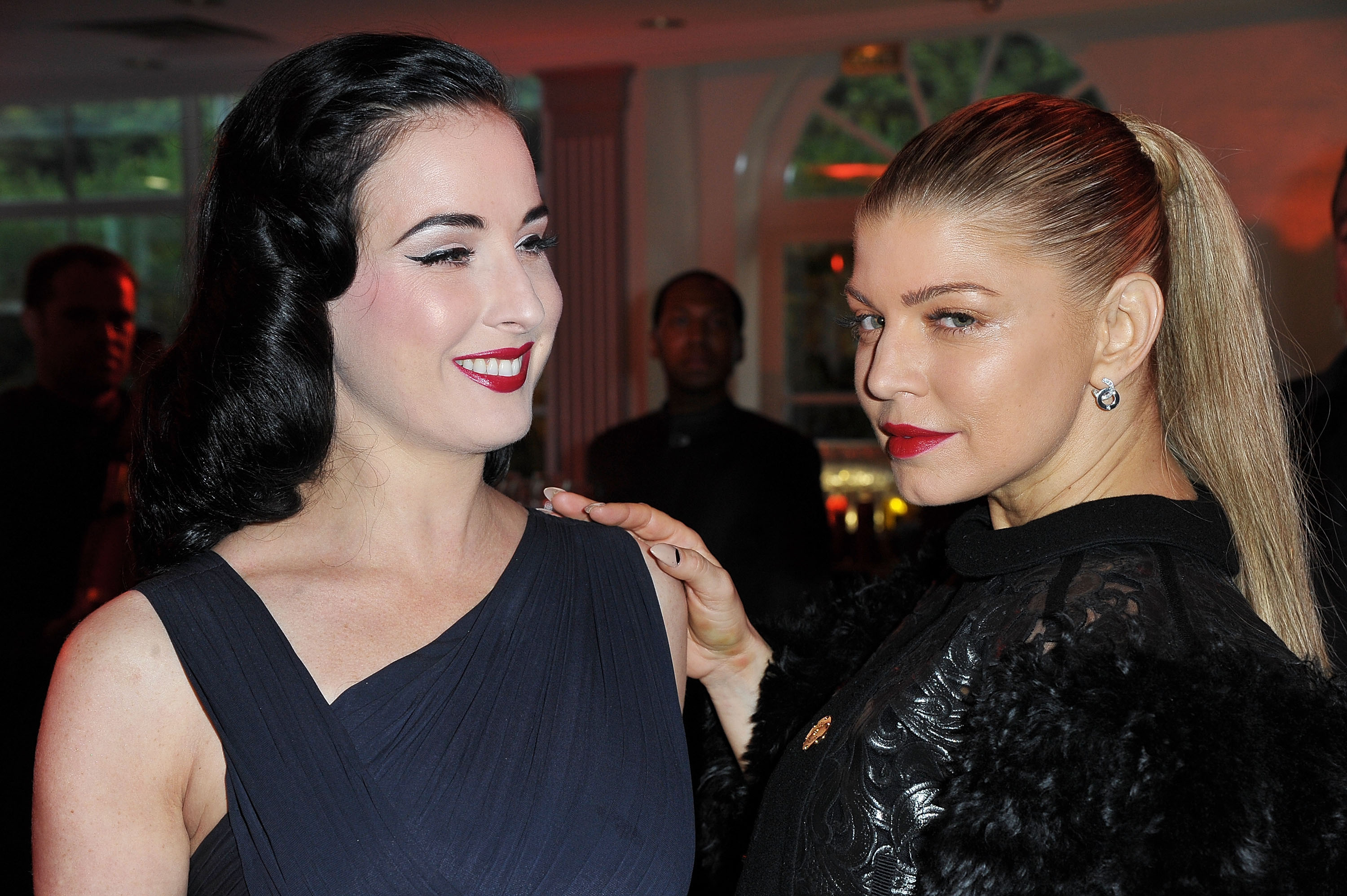 ���� ��� ���