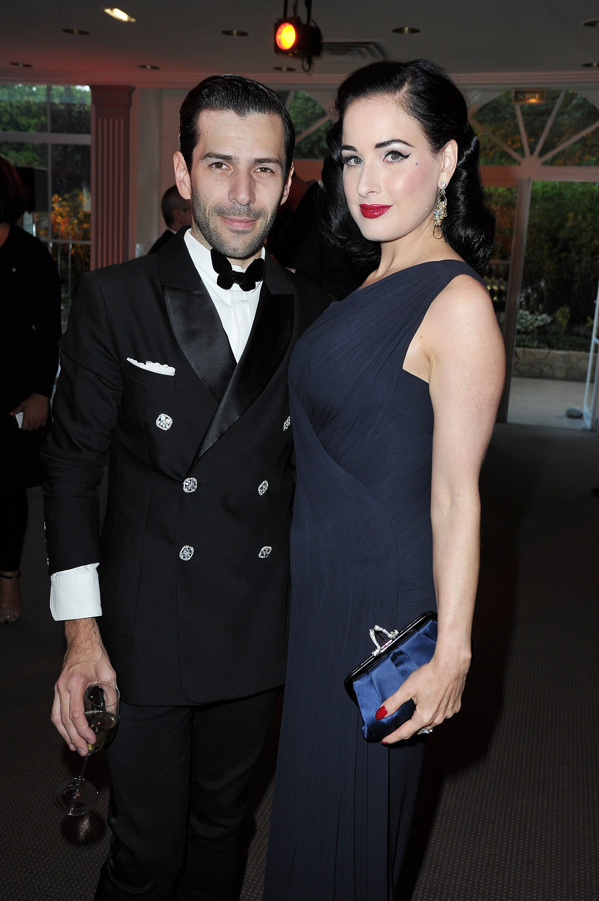 ���� ��� ���