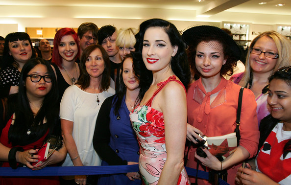 ���� ��� ���