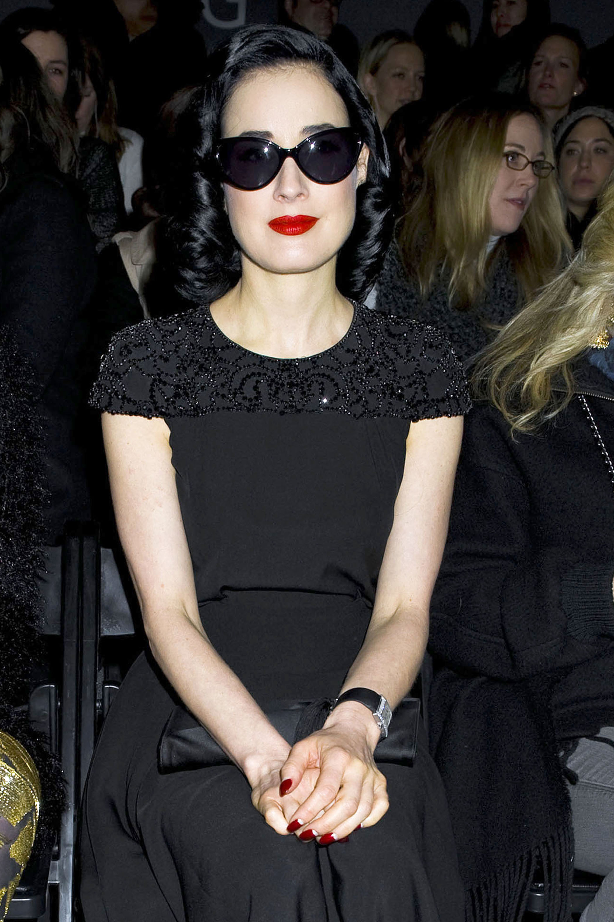 ���� ��� ���