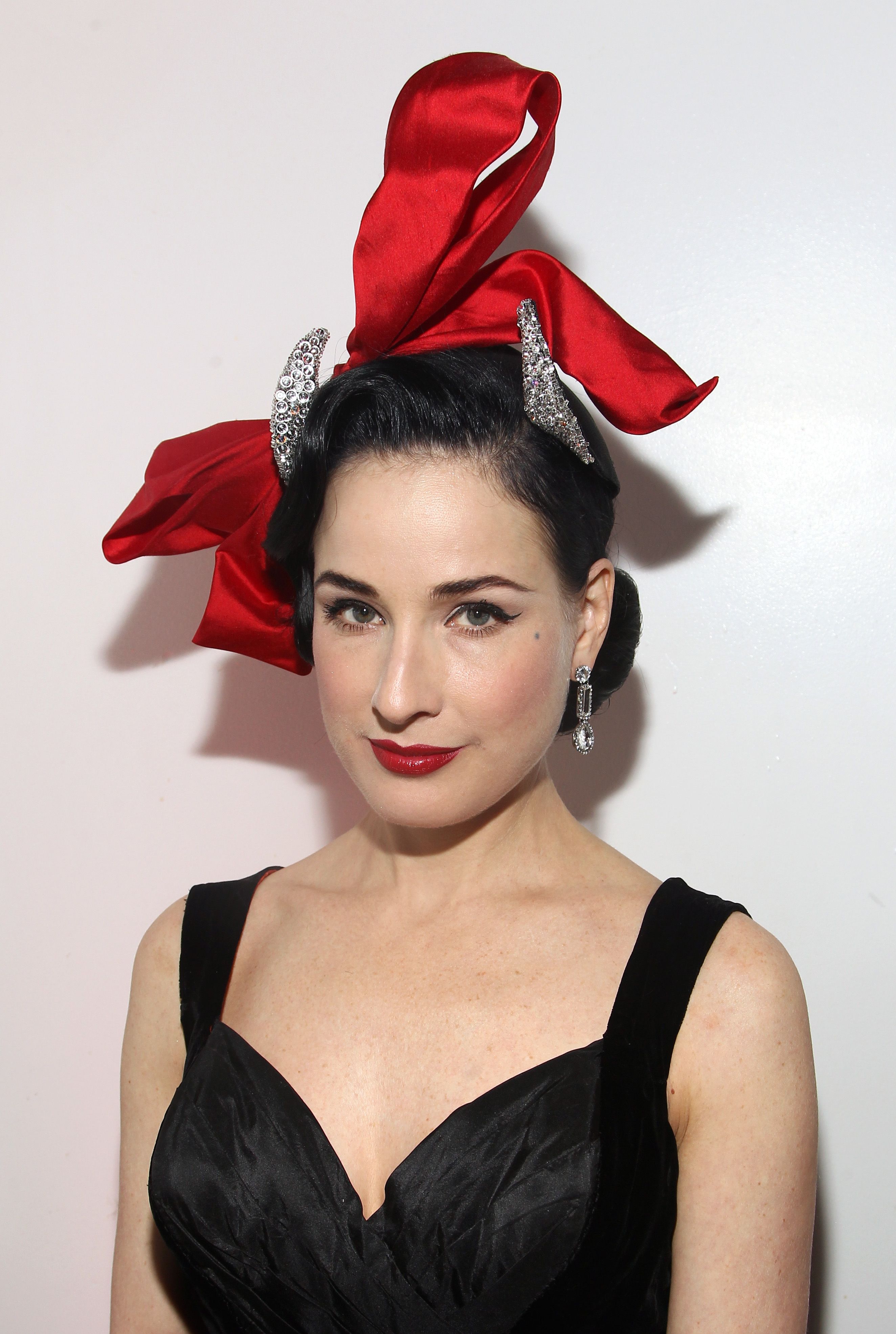 ���� ��� ���