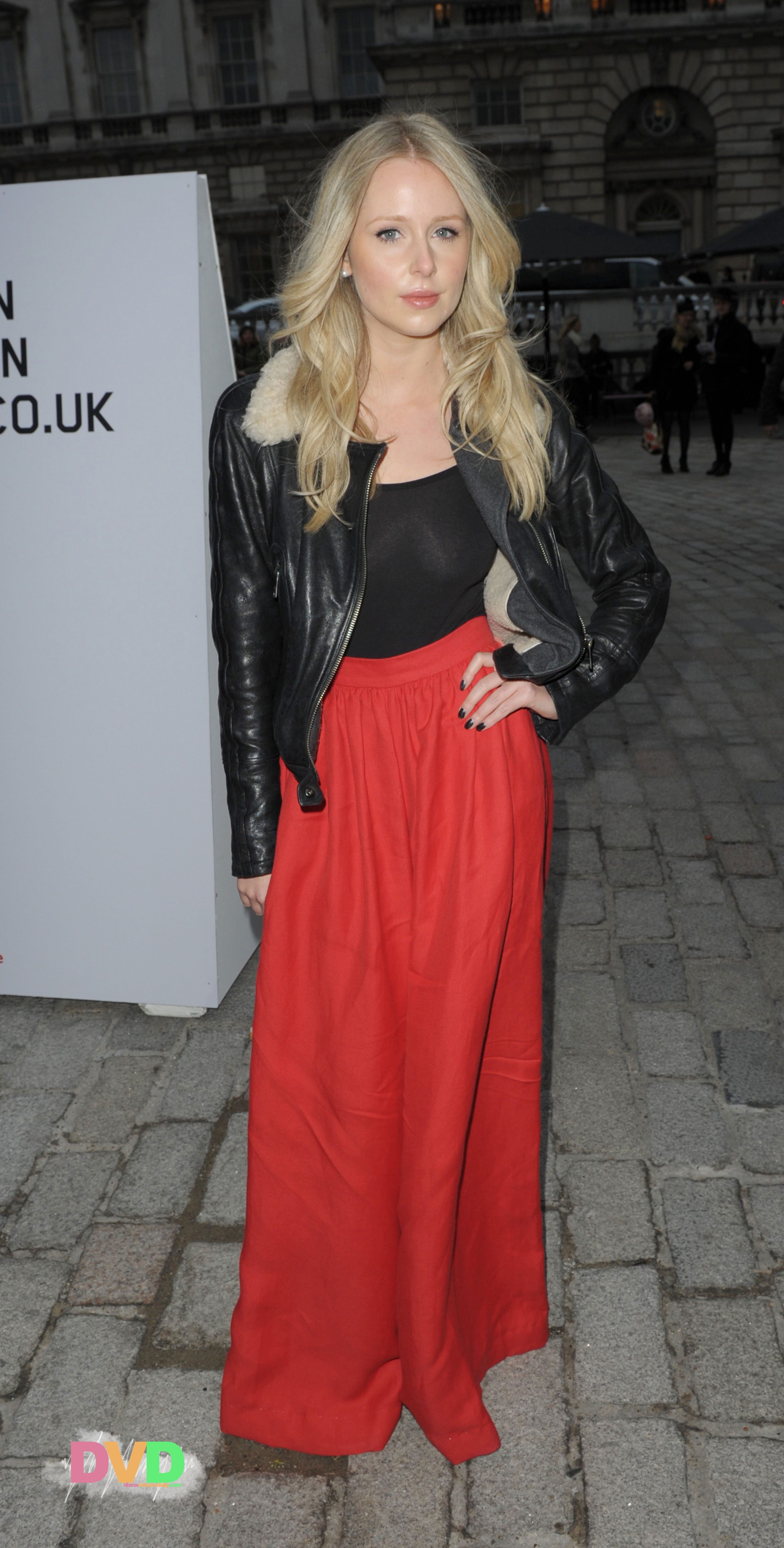 ������ ������