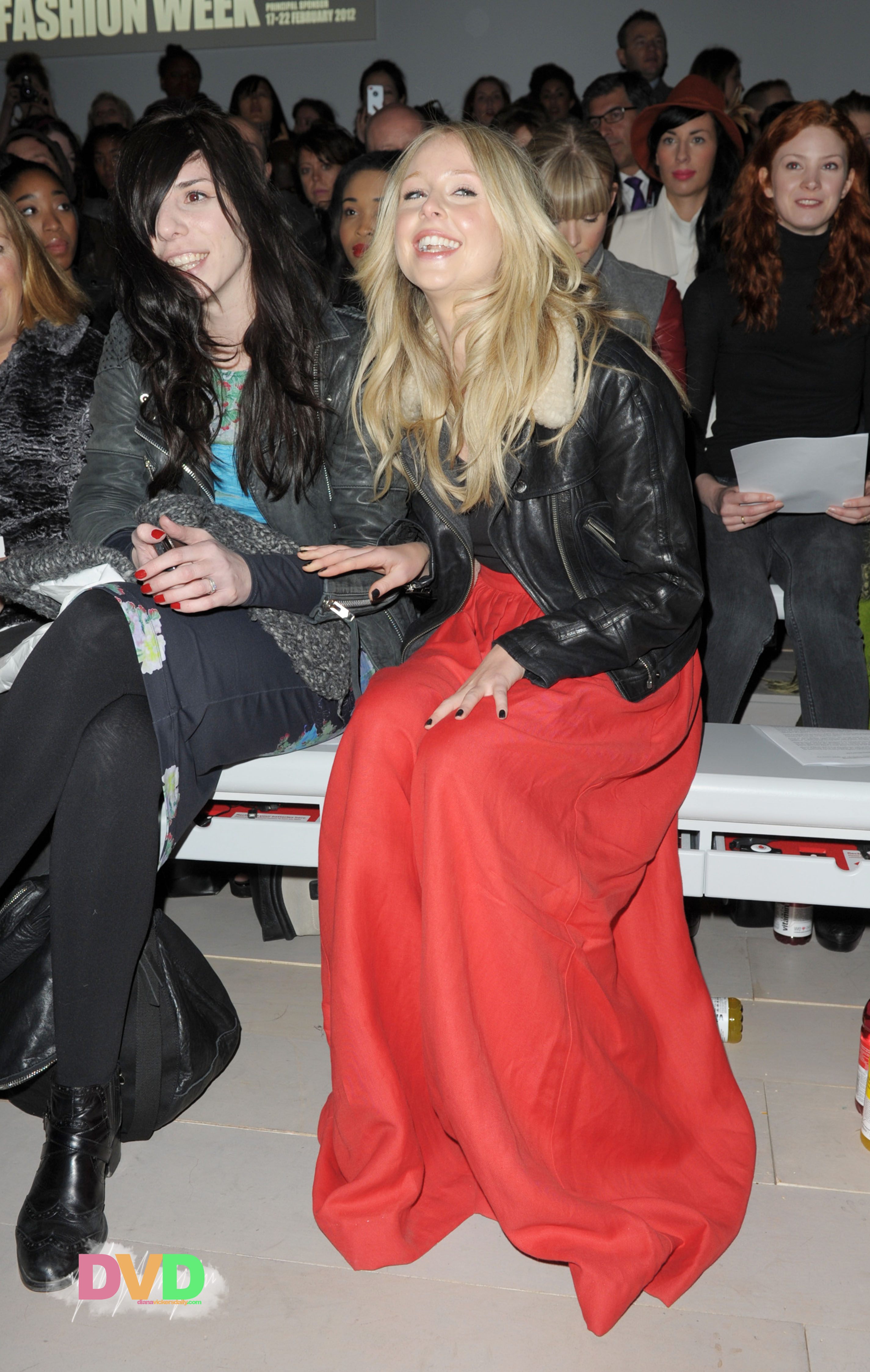 ������ ������