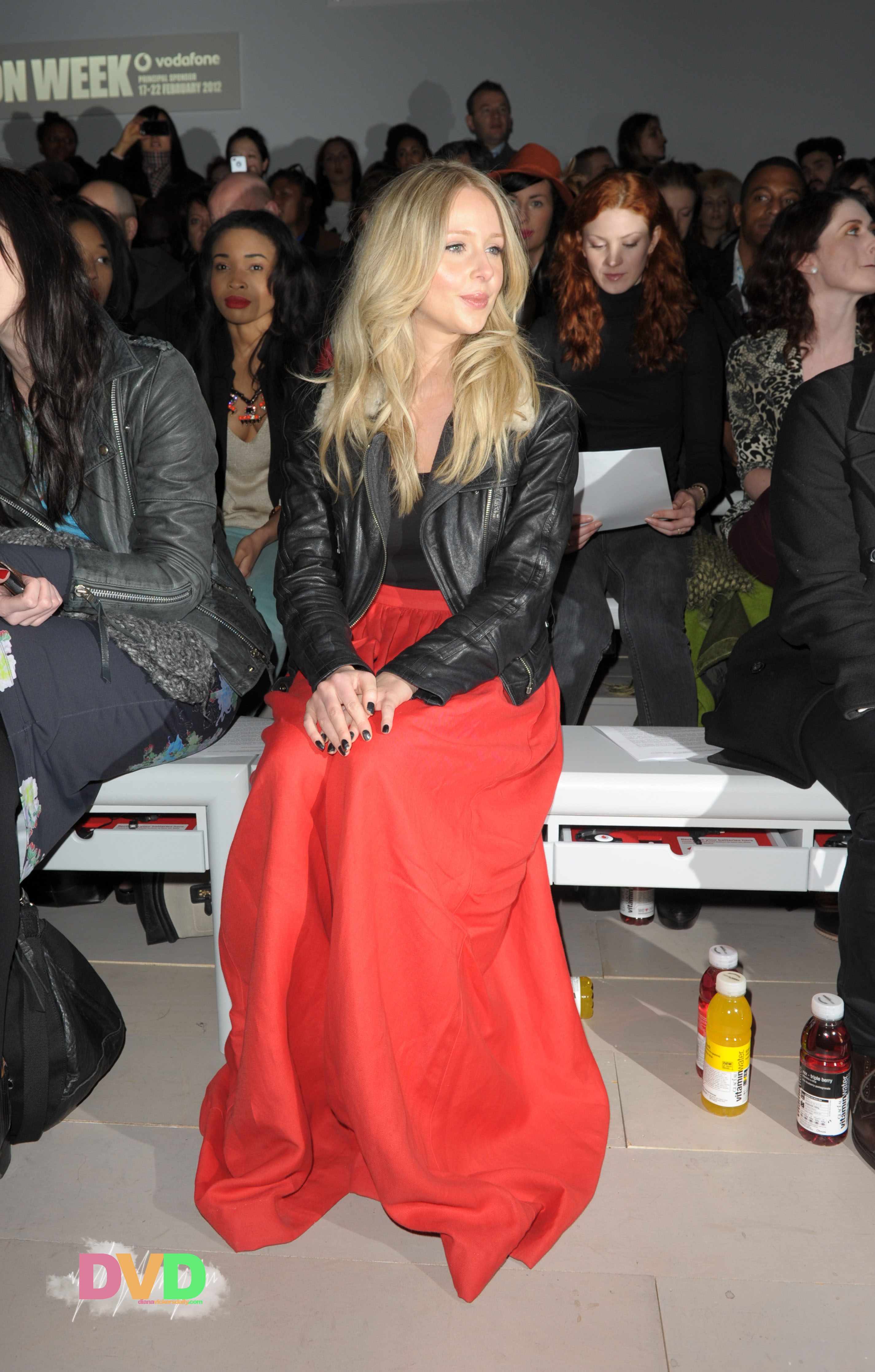 ������ ������