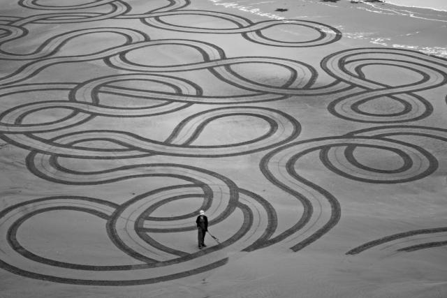 ������ ������