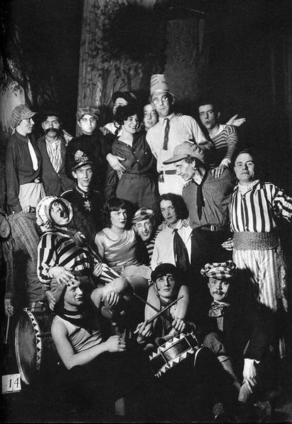 ������ ������