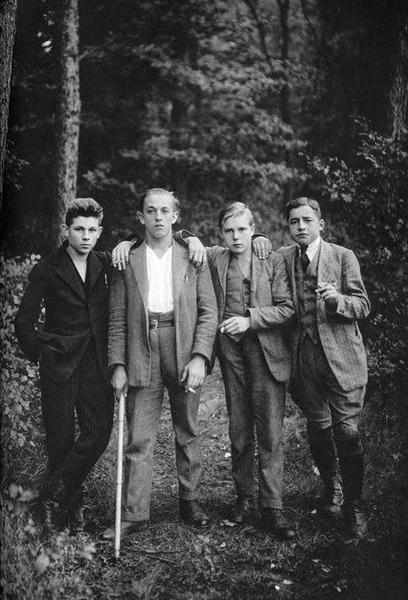 ������ ������