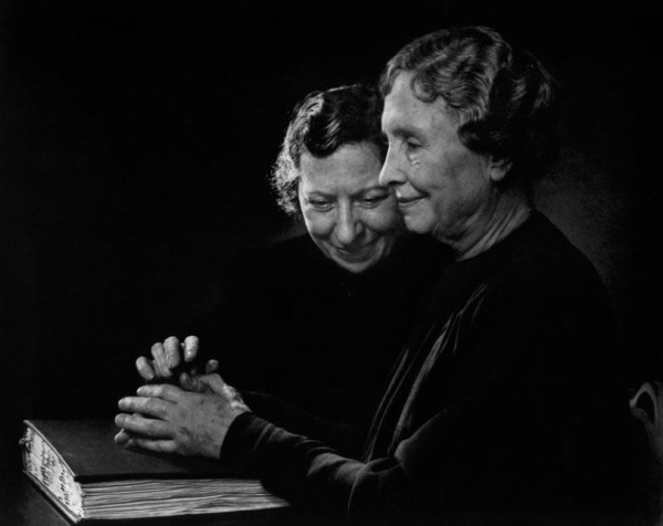 ���� ����