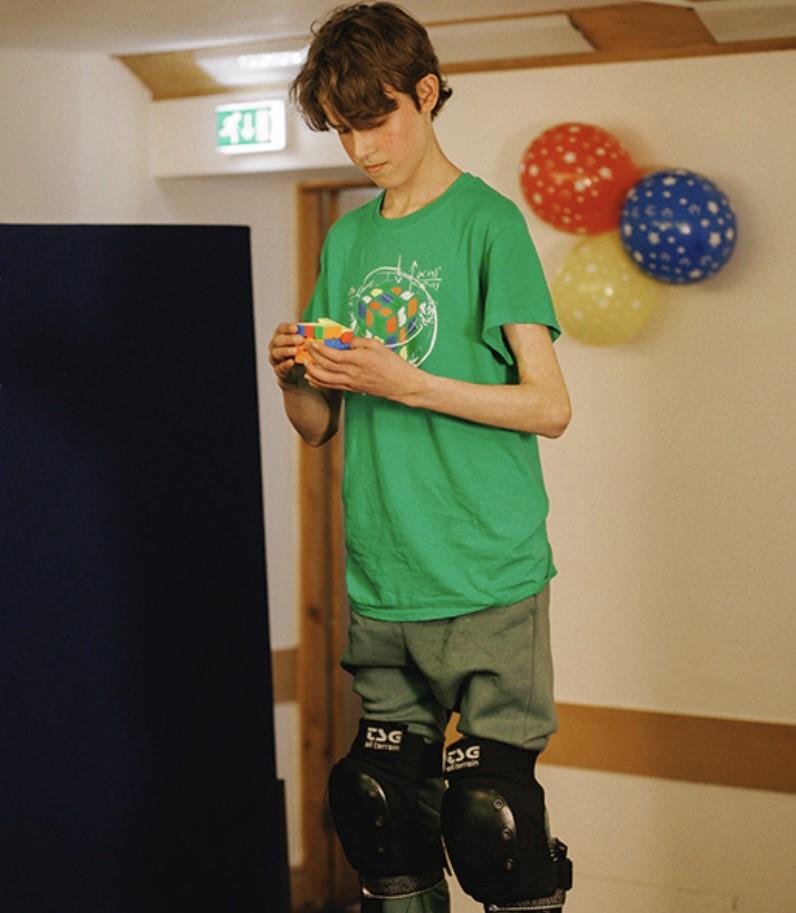 ����� ������, ������ ��������. ���� � ����� kids.guinnessworldrecords.com