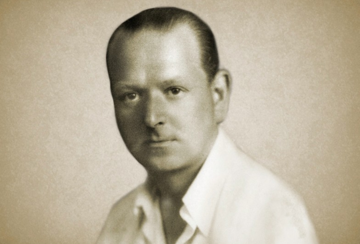 ������ ���