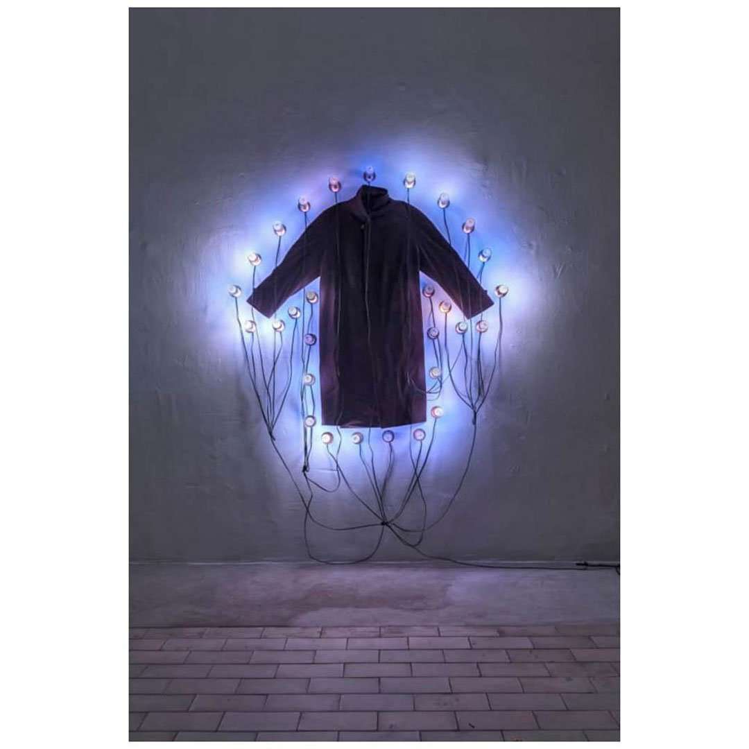  Christian Boltanski. Le Manteau. 2018
