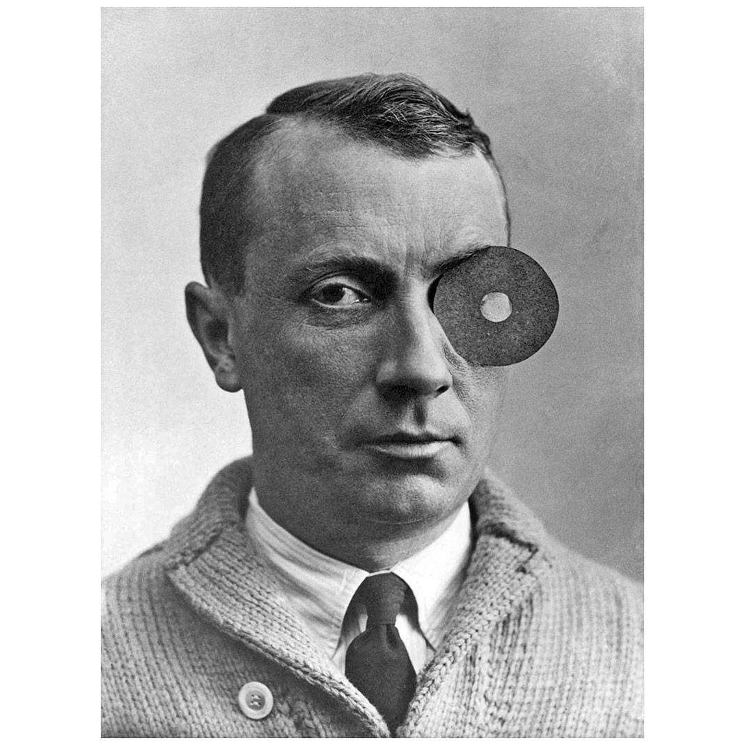  Jean Arp. Photo 1926
