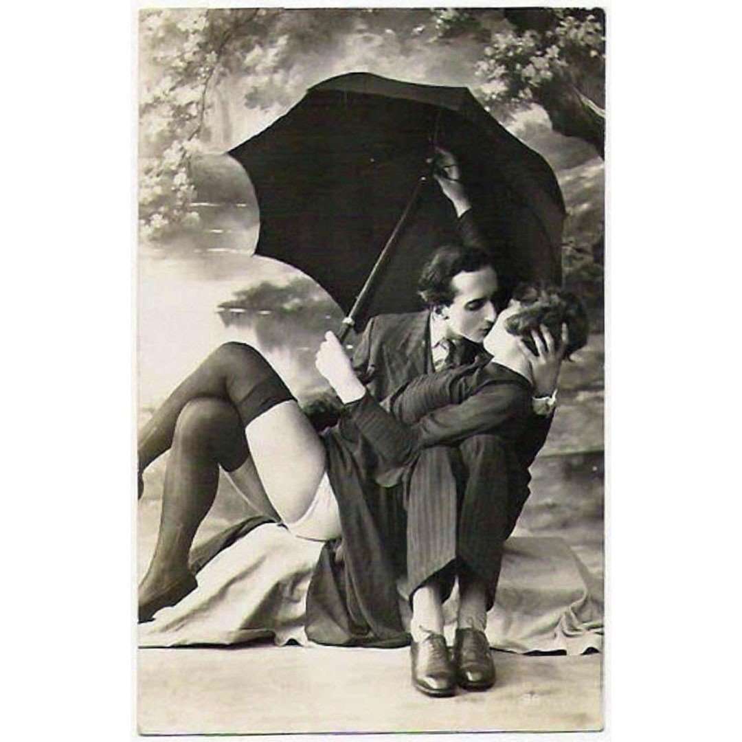  Man Ray. Gala and Dali. 1936