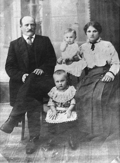 �. �. ������� � ������. 1916 �. ����: ���� ������� ������