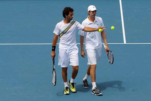 ���-������ �����