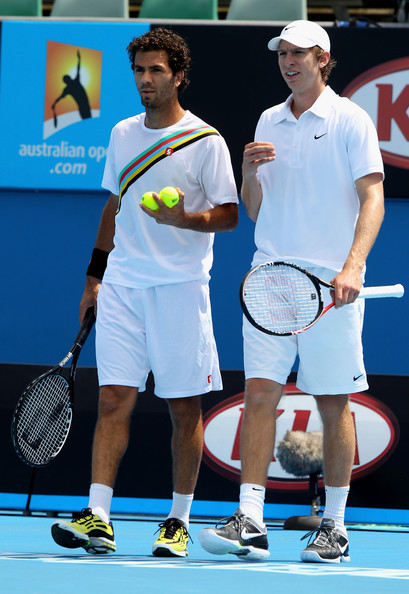 ���-������ �����