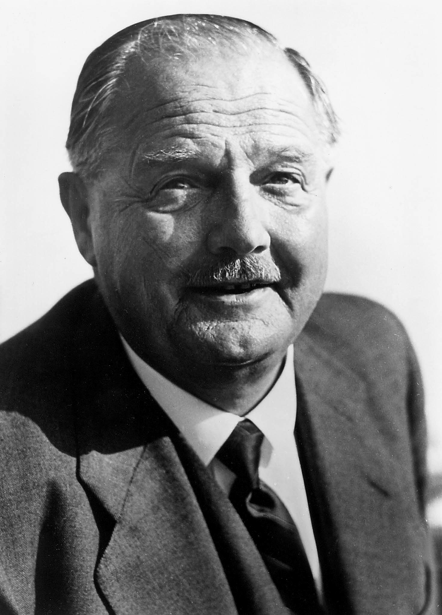 ����� ����