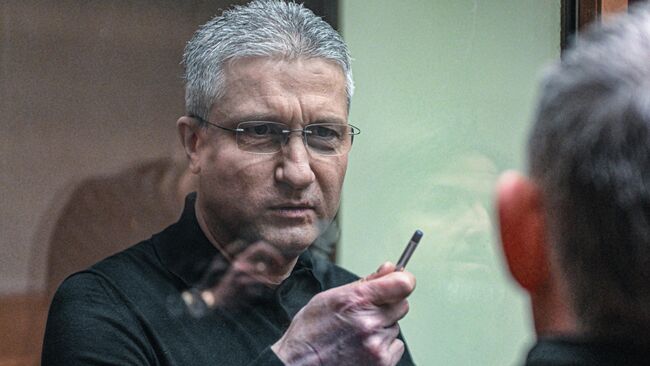 ���� ������� ����������� ������� ������� ���� � ����: ��� ������ �������